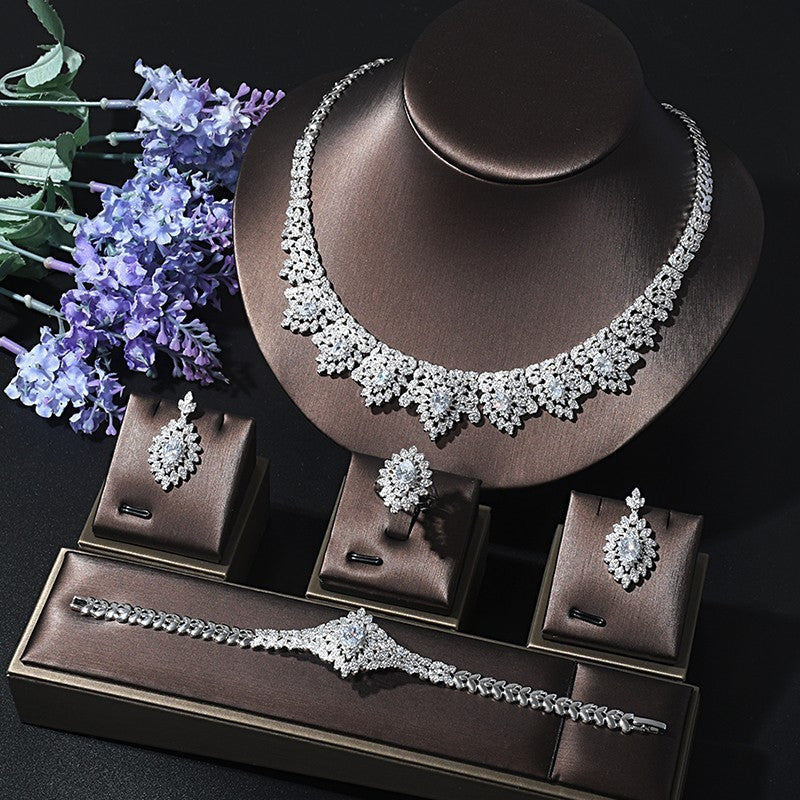 Necklace Women's Jewelry Suit Bridal Wedding Banquet Necklace High-end Accessories