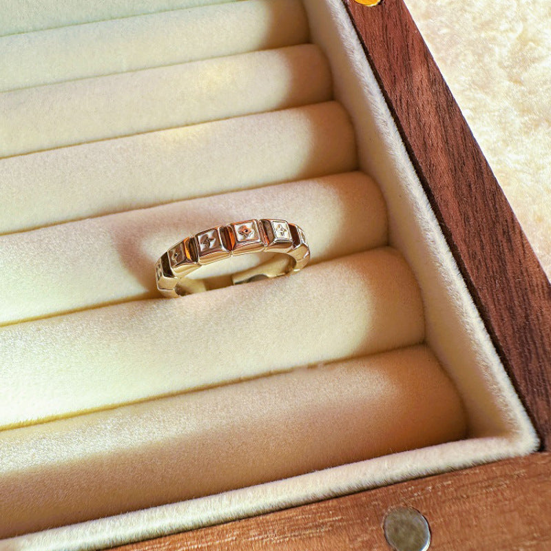 Retro 18K Gold Ring Women